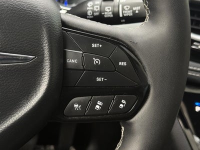 2025 Chrysler Pacifica Limited FWD