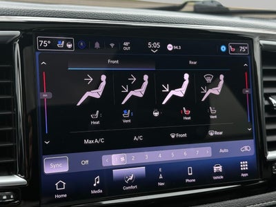 2025 Chrysler Pacifica Limited FWD