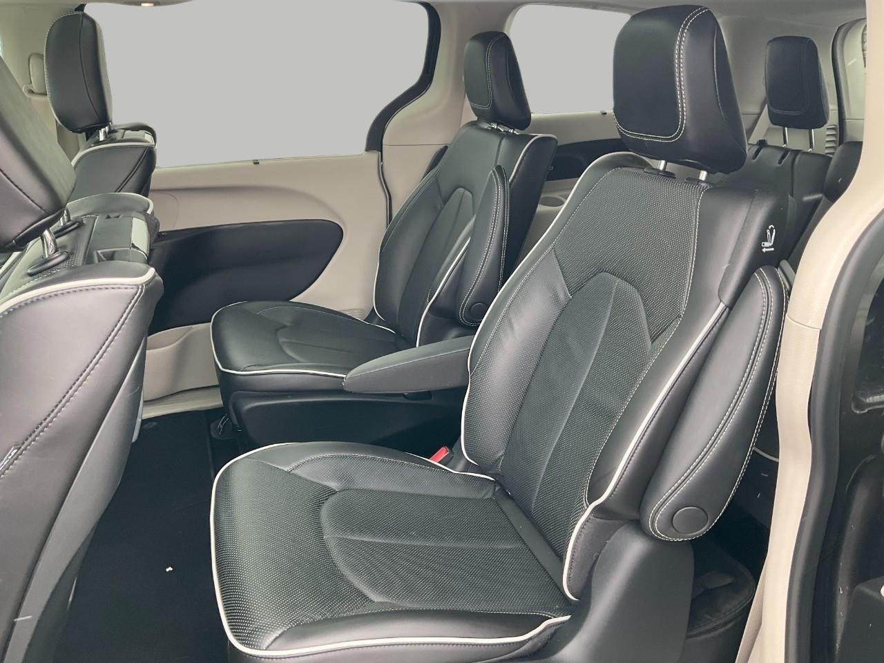 2023 Chrysler Pacifica Hybrid Limited