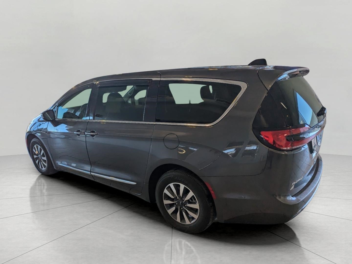 2023 Chrysler Pacifica Hybrid Limited