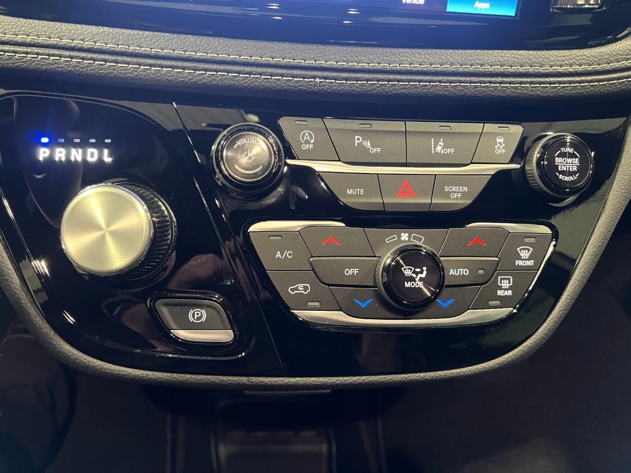 2026 Chrysler Pacifica PACIFICA SELECT AWD