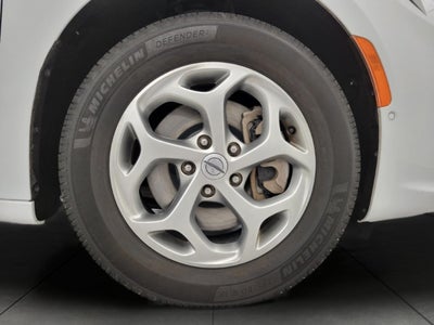 2022 Chrysler Pacifica Limited AWD