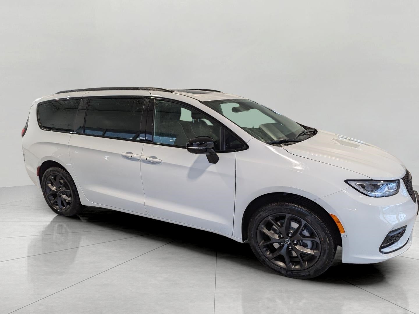 2026 Chrysler Pacifica PACIFICA LIMITED AWD