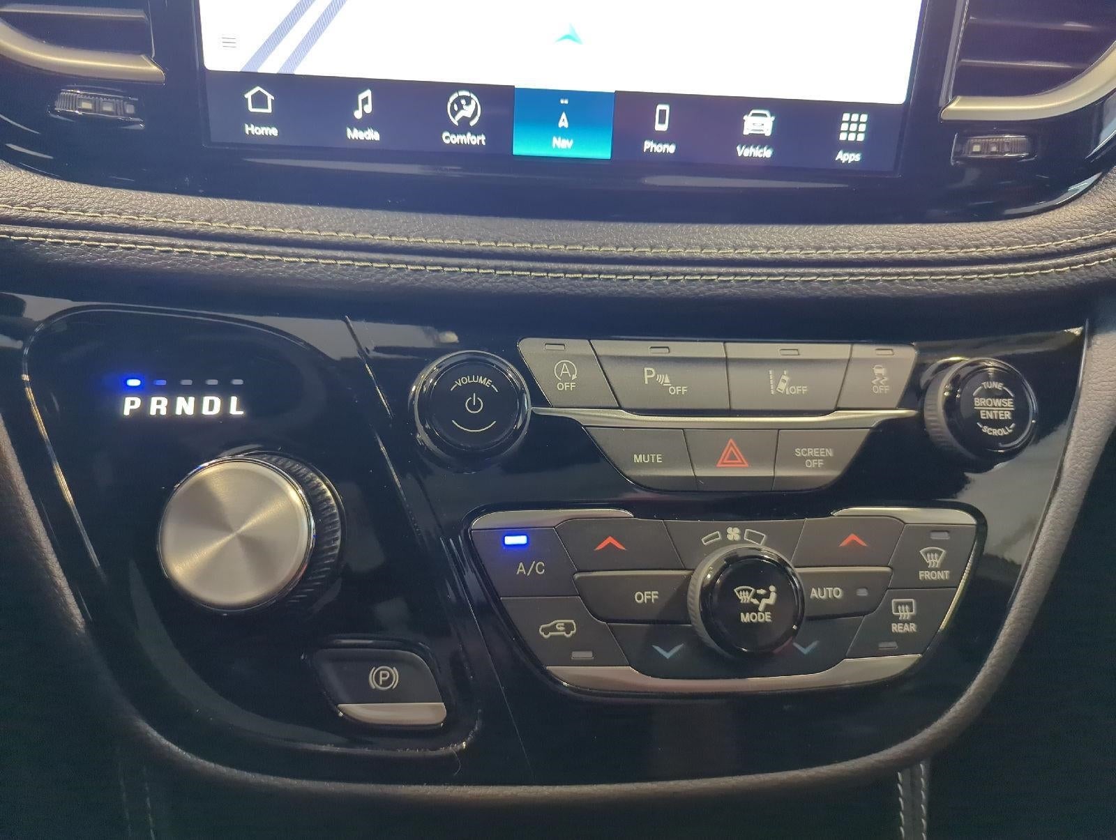 2026 Chrysler Pacifica PACIFICA LIMITED AWD