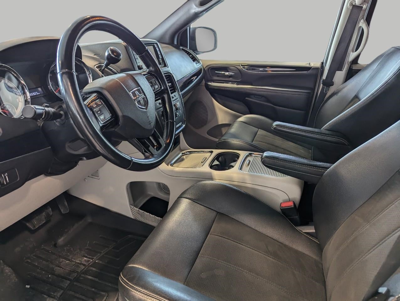 2020 Dodge Grand Caravan SXT