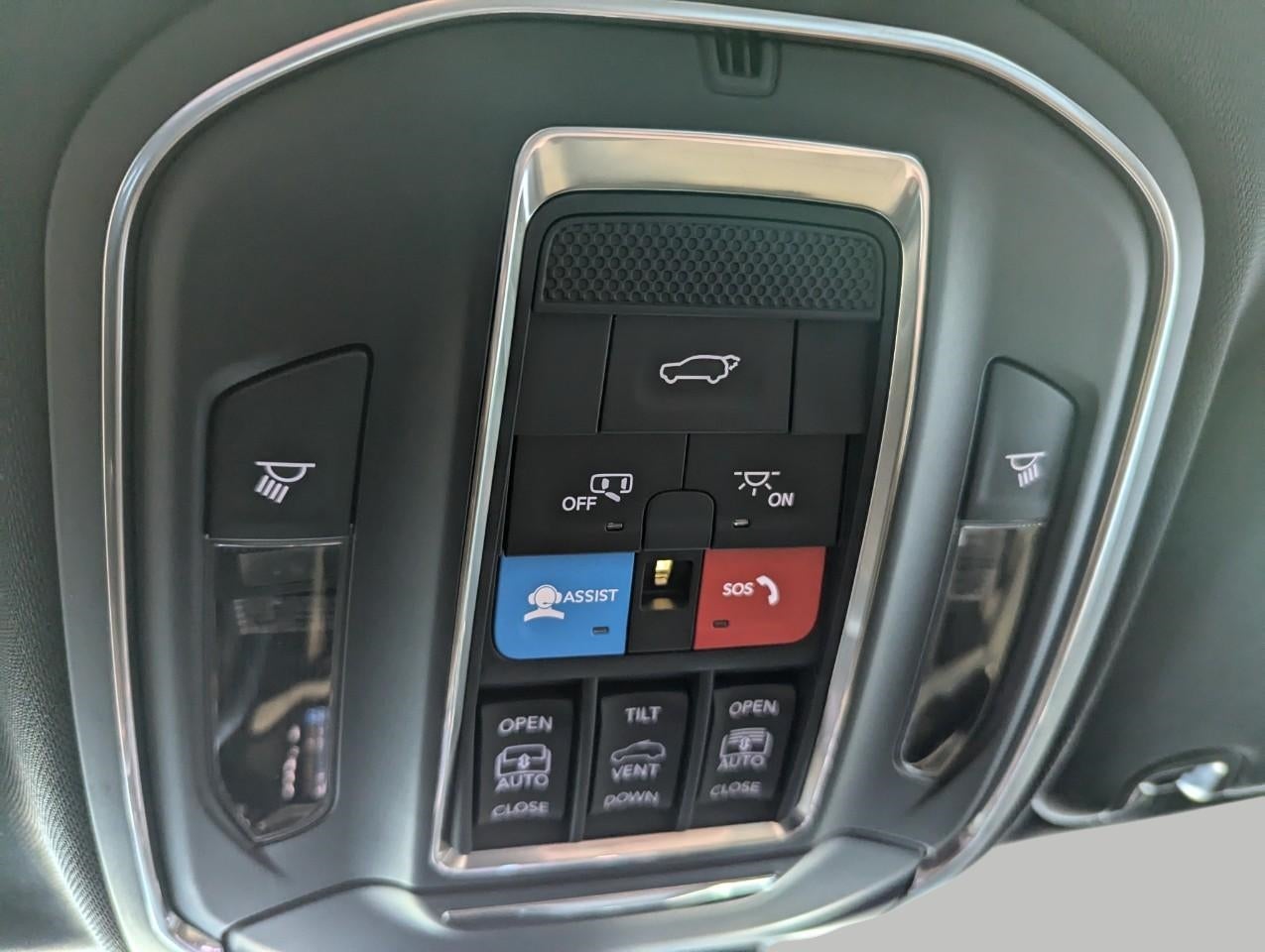 2026 Jeep Cherokee CHEROKEE OVERLAND 4X4