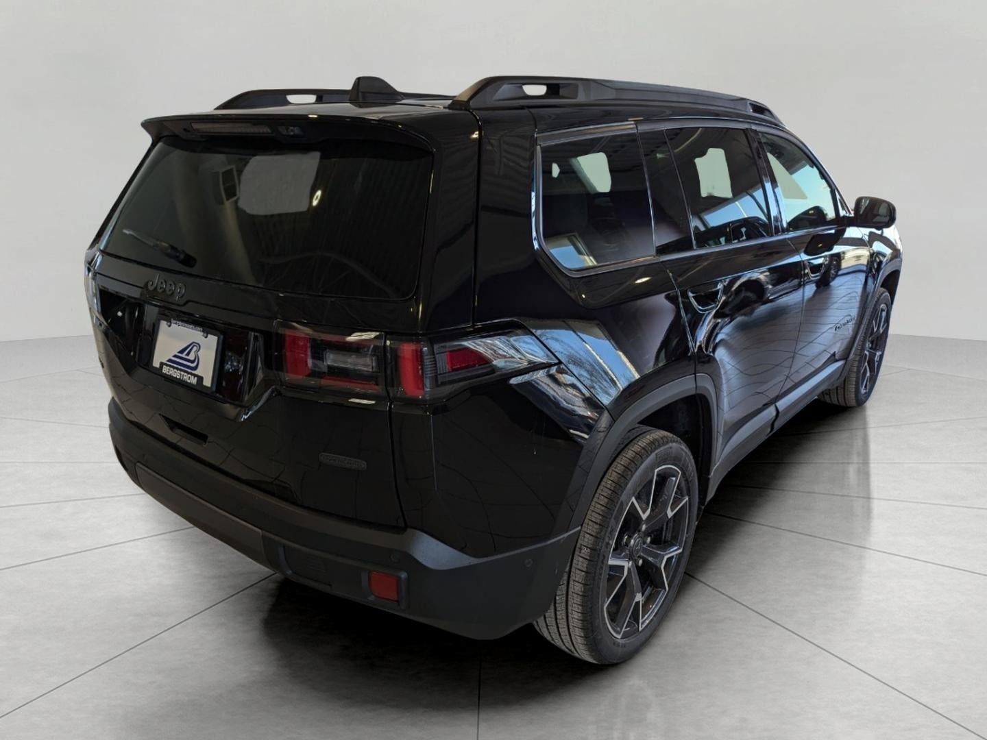 2026 Jeep Cherokee CHEROKEE OVERLAND 4X4