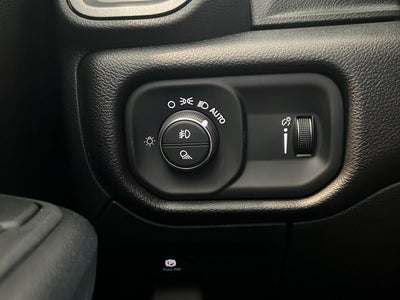 2026 RAM 1500 Warlock 4x4 Crew Cab 5'7 Box