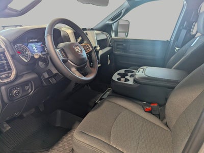2026 RAM Ram 2500 RAM 2500 BLACK EXPRESS CREW CAB 4X4 6'4' BOX