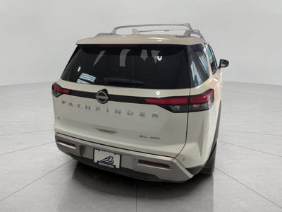 2023 Nissan Pathfinder SL 4WD