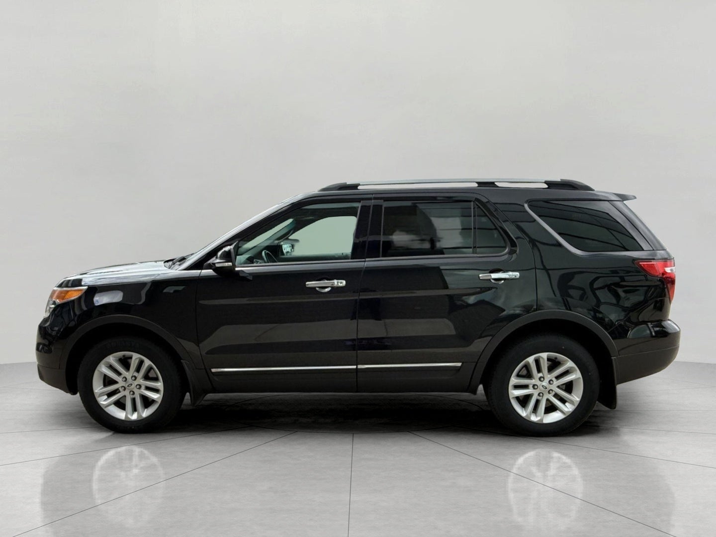 2014 Ford Explorer 4WD 4dr XLT