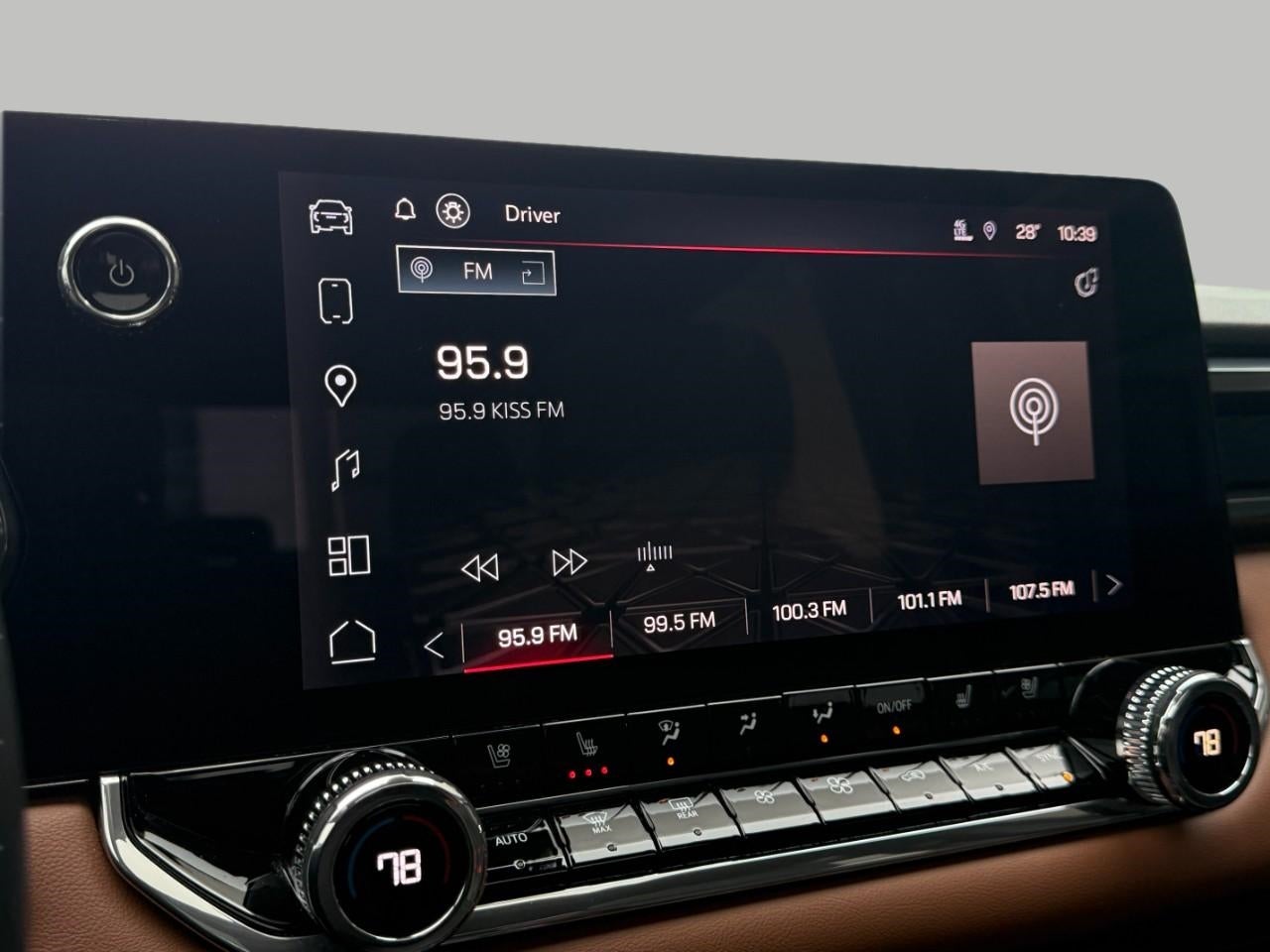 2023 GMC Canyon 4WD AT4