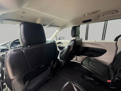 2024 Chrysler Pacifica Touring L FWD