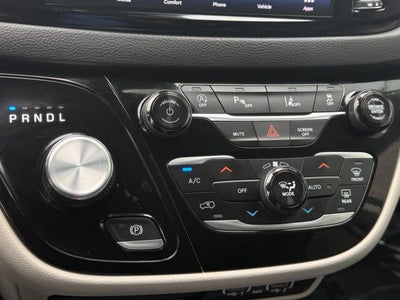 2024 Chrysler Pacifica Touring L FWD