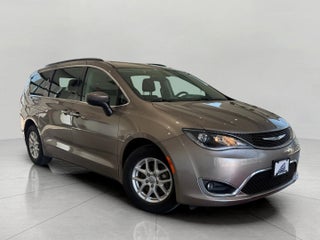 2017 Chrysler Pacifica Touring-L FWD