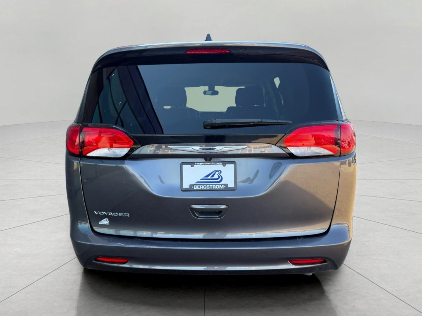 2021 Chrysler Voyager LXI FWD