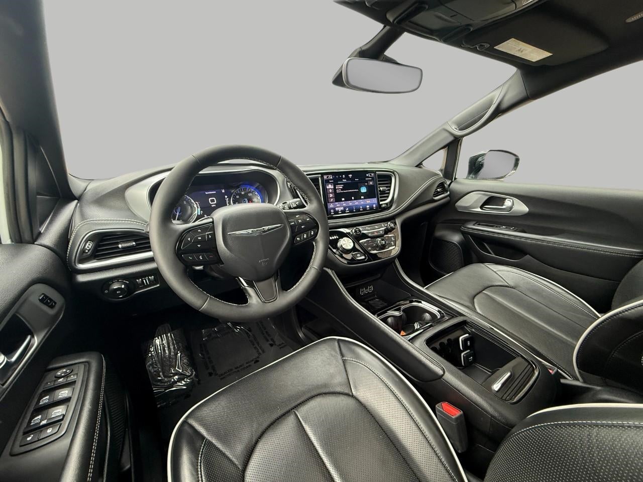 2025 Chrysler Pacifica Limited FWD