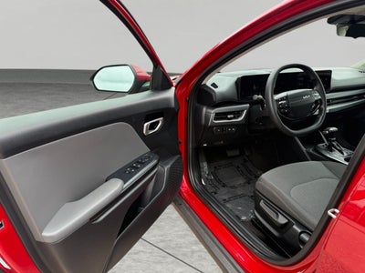 2025 Kia K4 LXS FWD