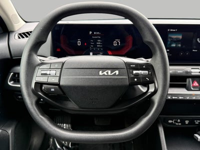 2025 Kia K4 LXS FWD