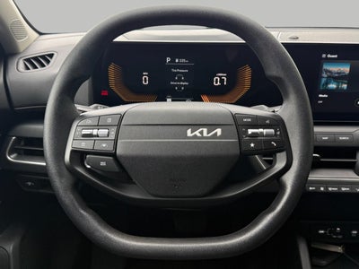2025 Kia K4 LXS FWD