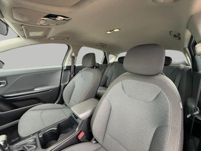 2025 Kia K4 LXS FWD