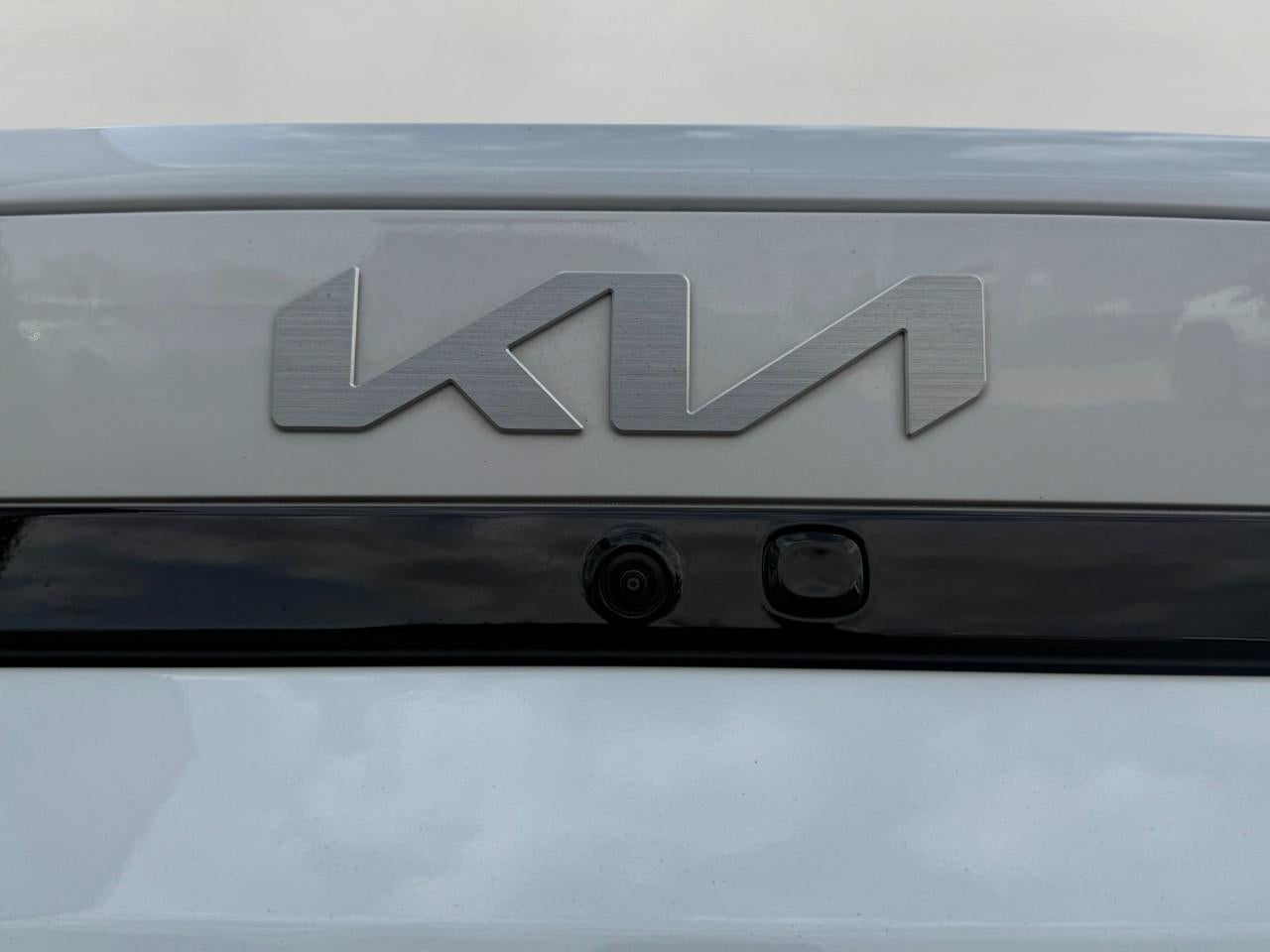 2025 Kia K4 LXS FWD