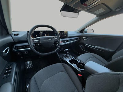 2025 Kia K4 LXS FWD