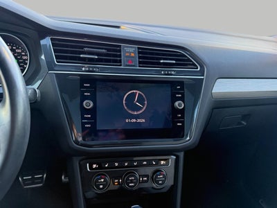 2020 Volkswagen Tiguan SE R-Line Black