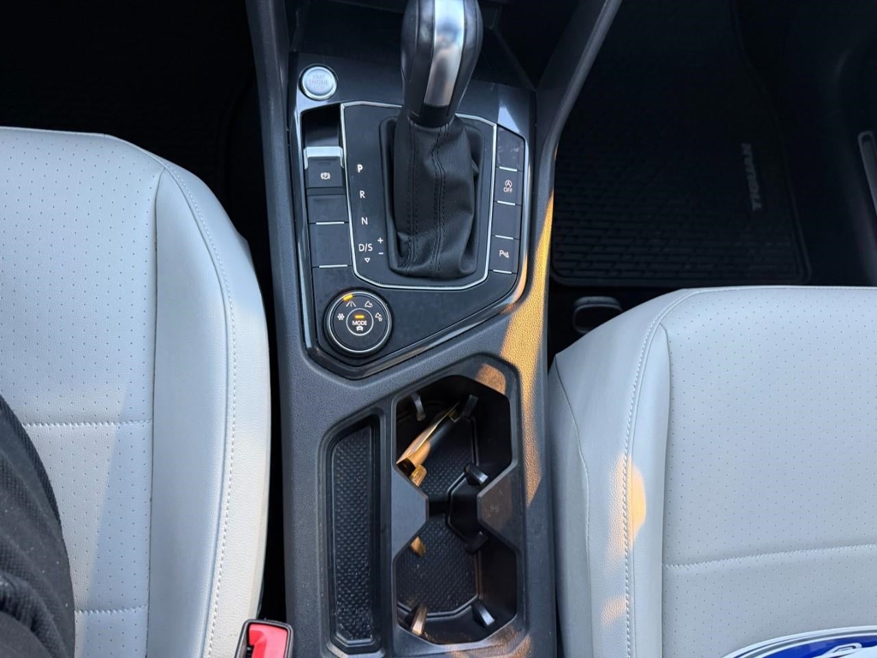 2020 Volkswagen Tiguan SE R-Line Black