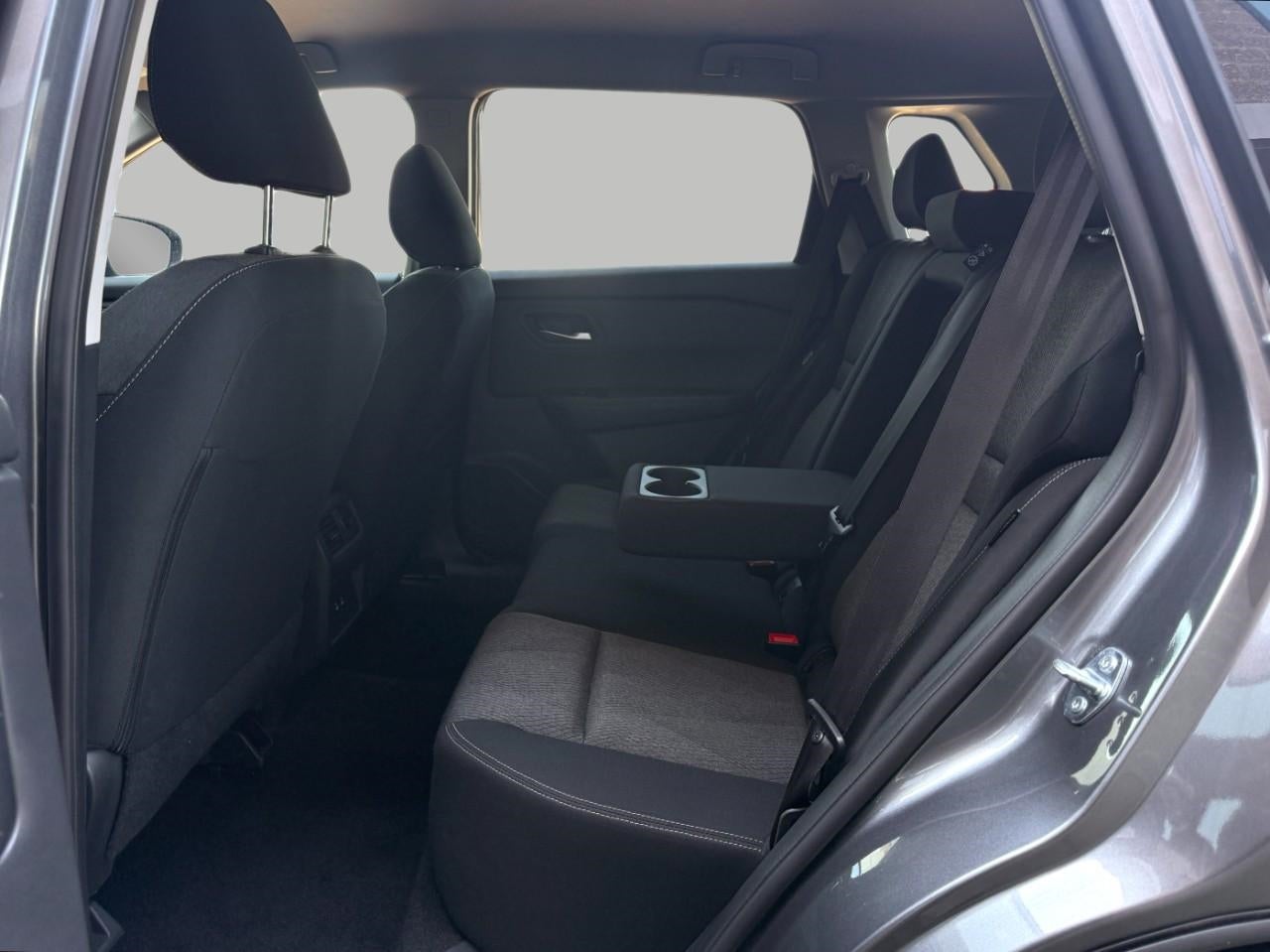 2025 Nissan Rogue AWD SV