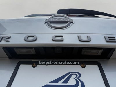 2025 Nissan Rogue AWD SV