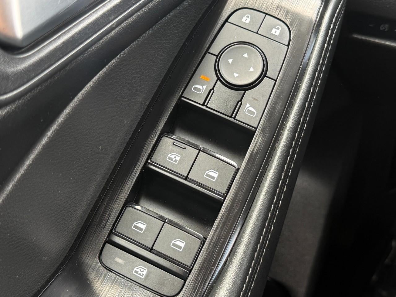 2025 Nissan Rogue AWD SV