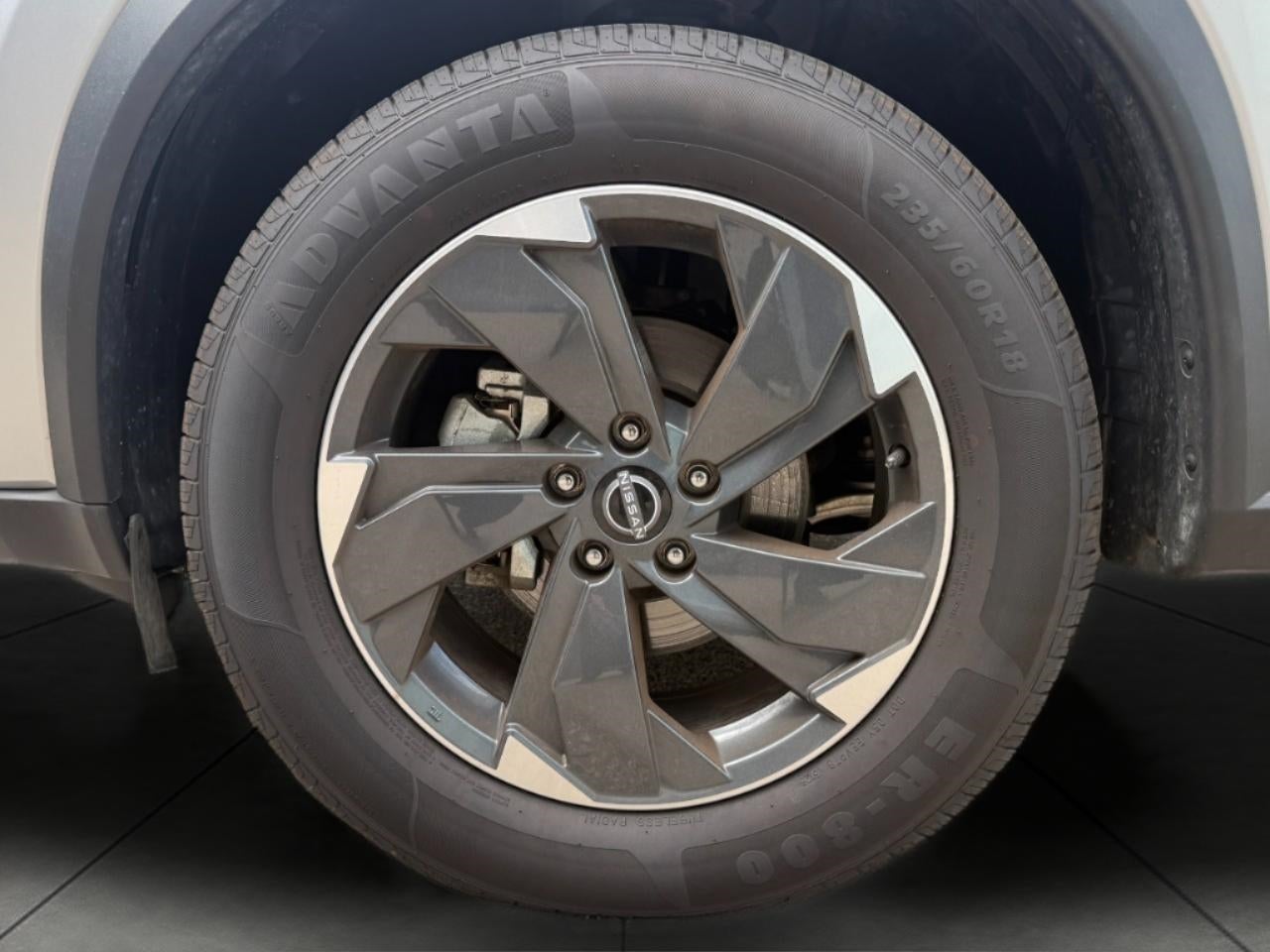 2025 Nissan Rogue AWD SV