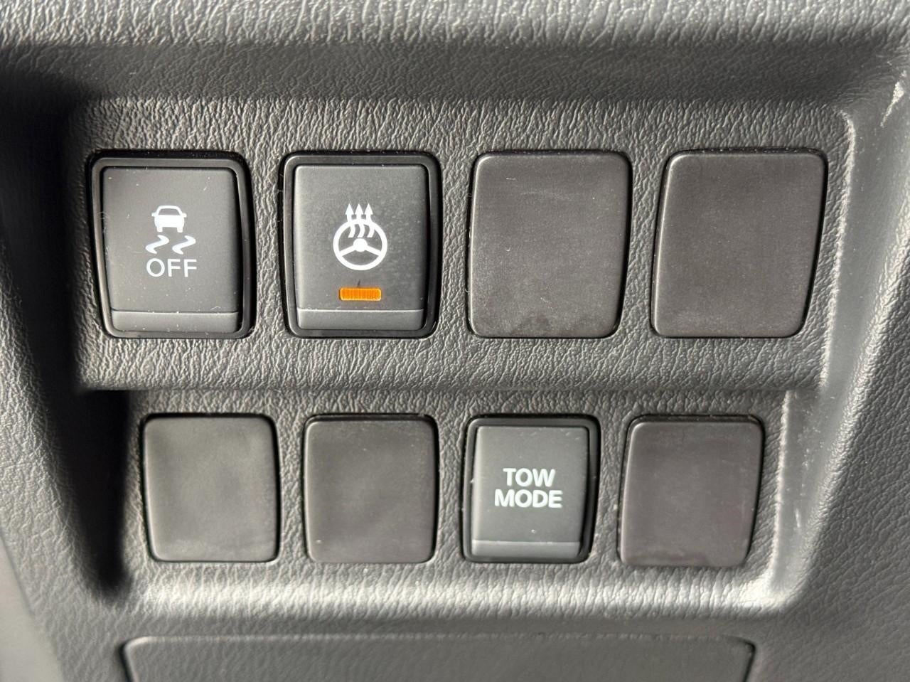 2017 Nissan Pathfinder SV