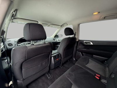 2017 Nissan Pathfinder SV