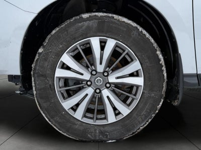 2017 Nissan Pathfinder SV