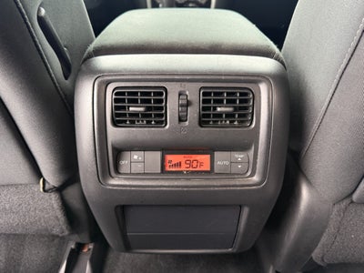 2017 Nissan Pathfinder SV