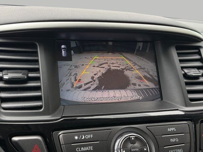 2017 Nissan Pathfinder SV