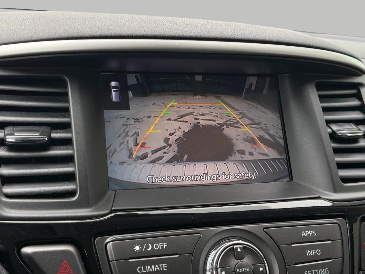 2017 Nissan Pathfinder SV