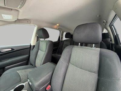 2017 Nissan Pathfinder SV