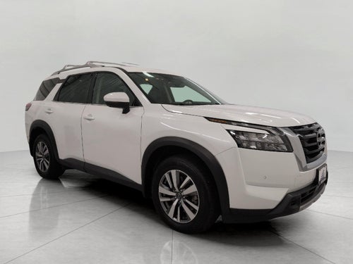 2025 Nissan Pathfinder SL 4WD