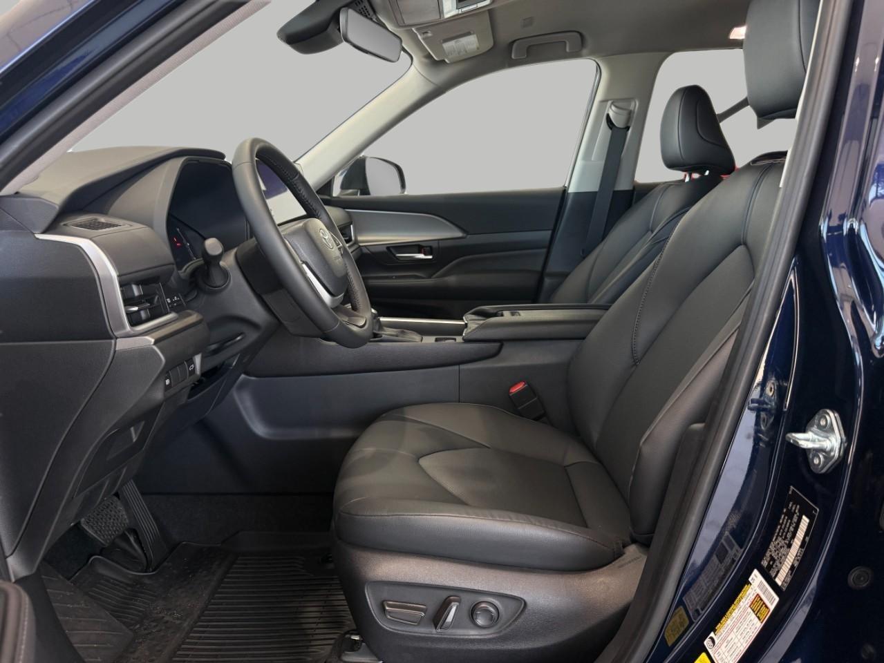 2024 Toyota Grand Highlander XLE AWD (Natl)
