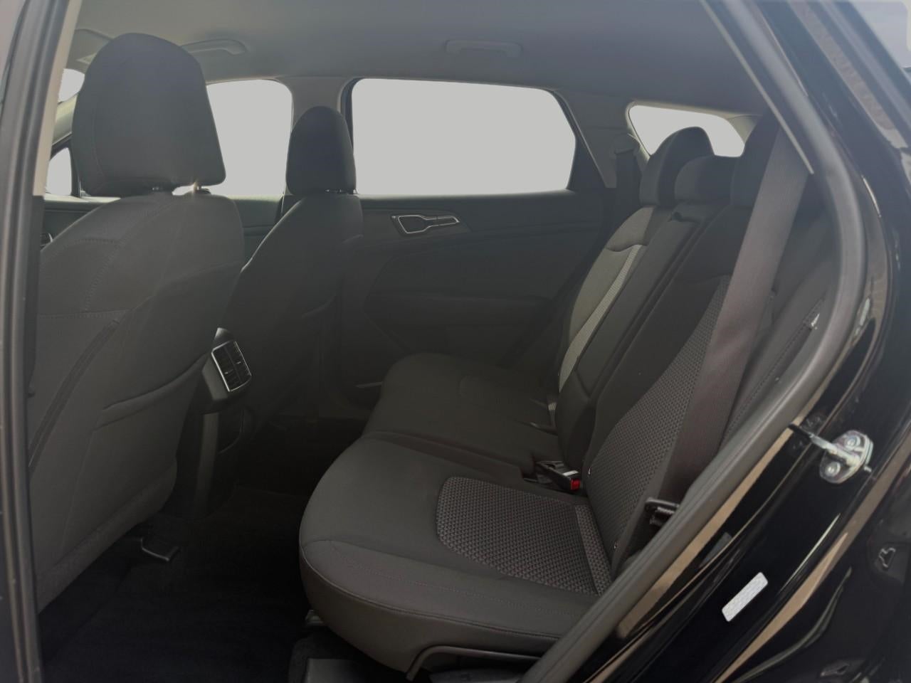 2025 Kia Sportage LX AWD