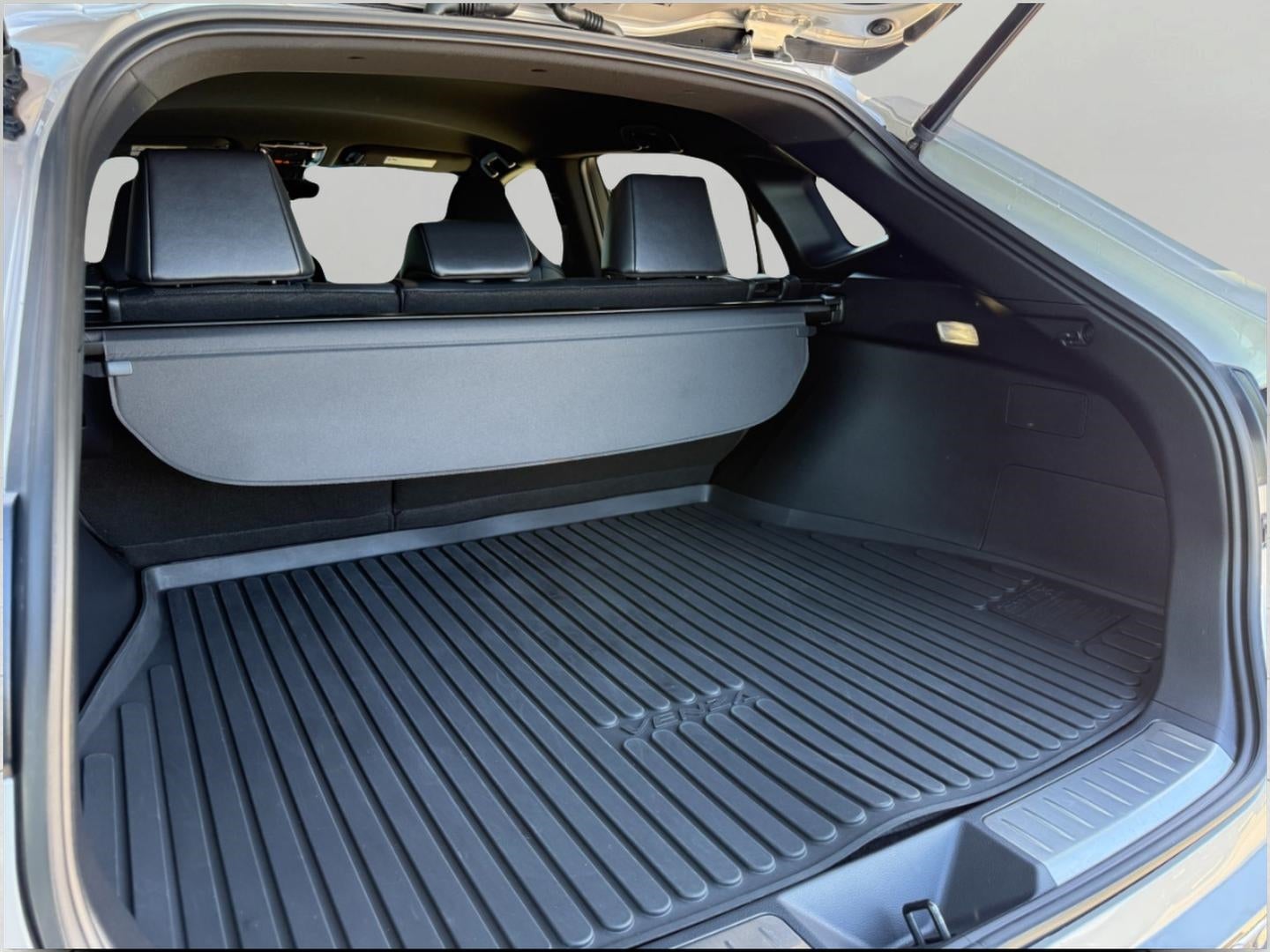 2021 Toyota Venza XLE AWD (SE)