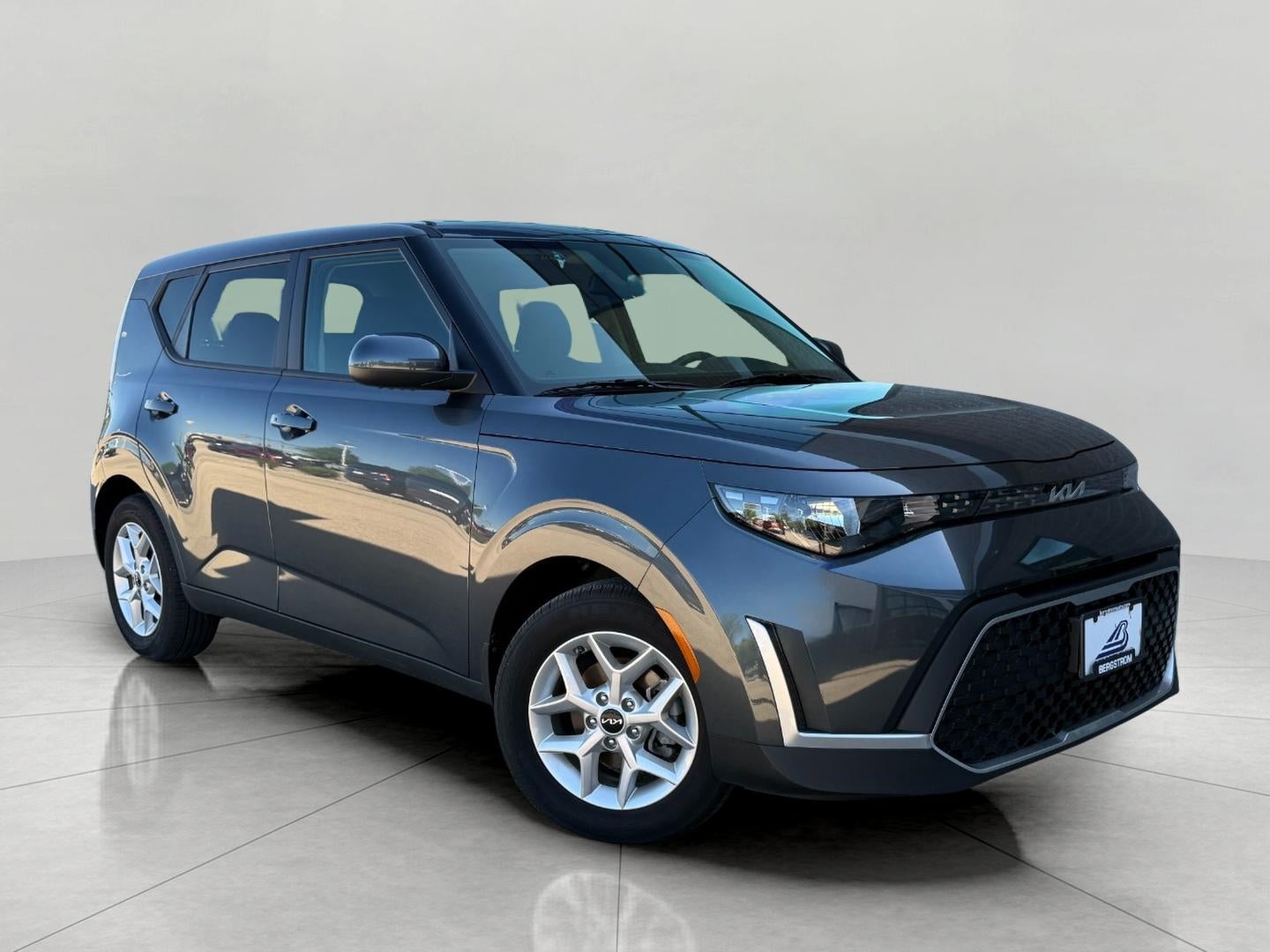 2023 Kia Soul S IVT