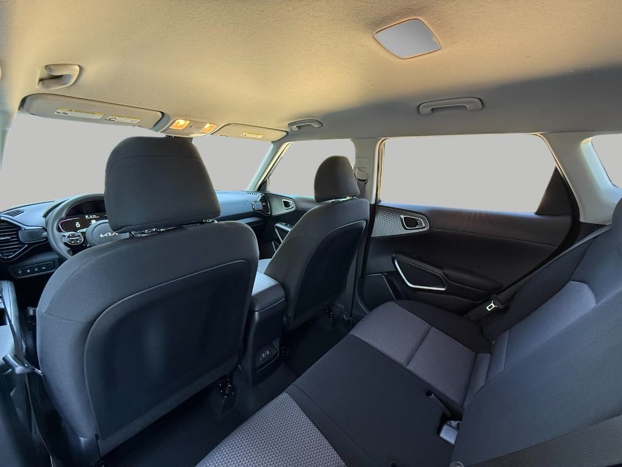 2023 Kia Soul S IVT