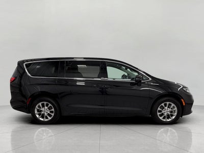 2023 Chrysler Pacifica Touring L AWD