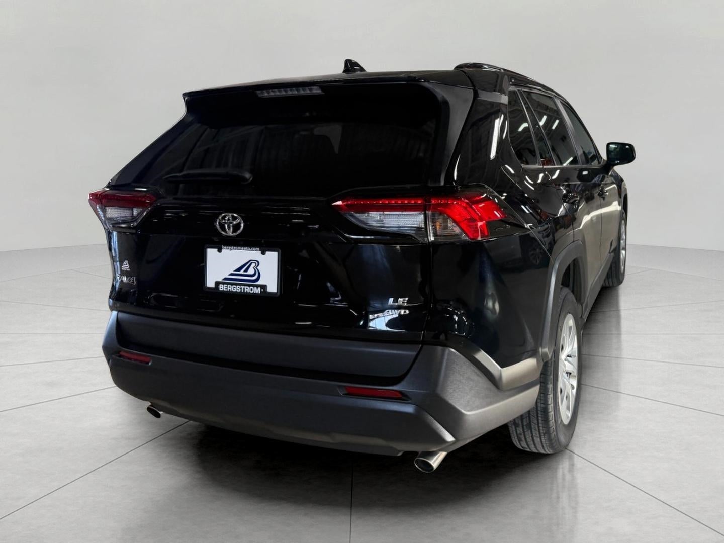 2019 Toyota RAV4 LE AWD