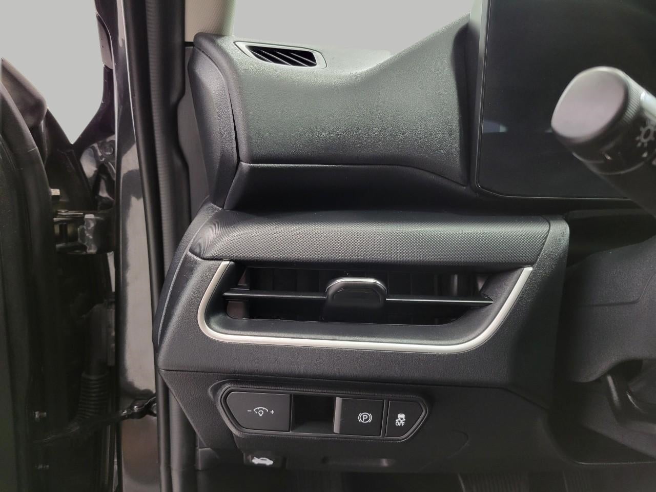 2025 Kia K4 LXS FWD