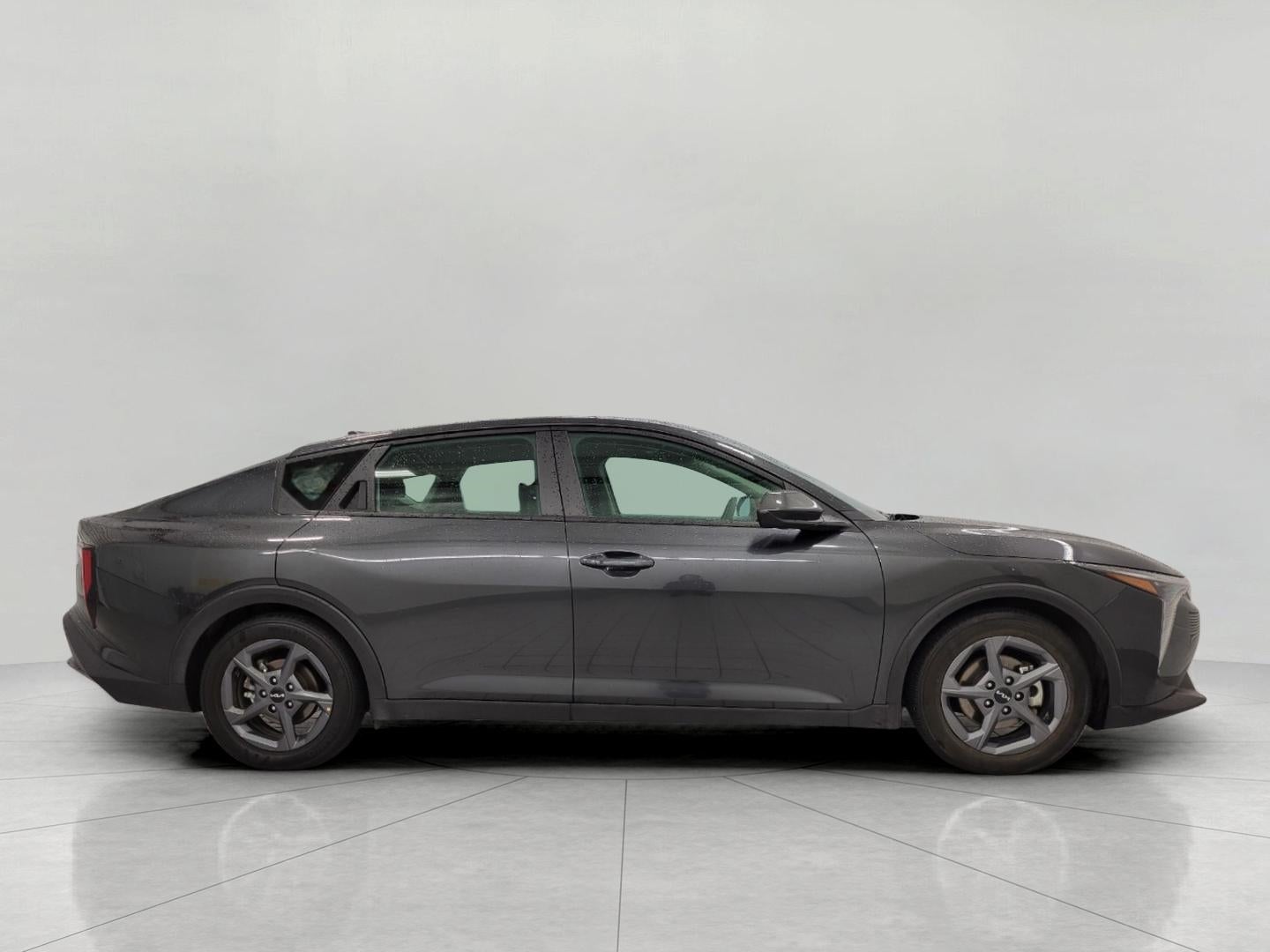 2025 Kia K4 LXS FWD